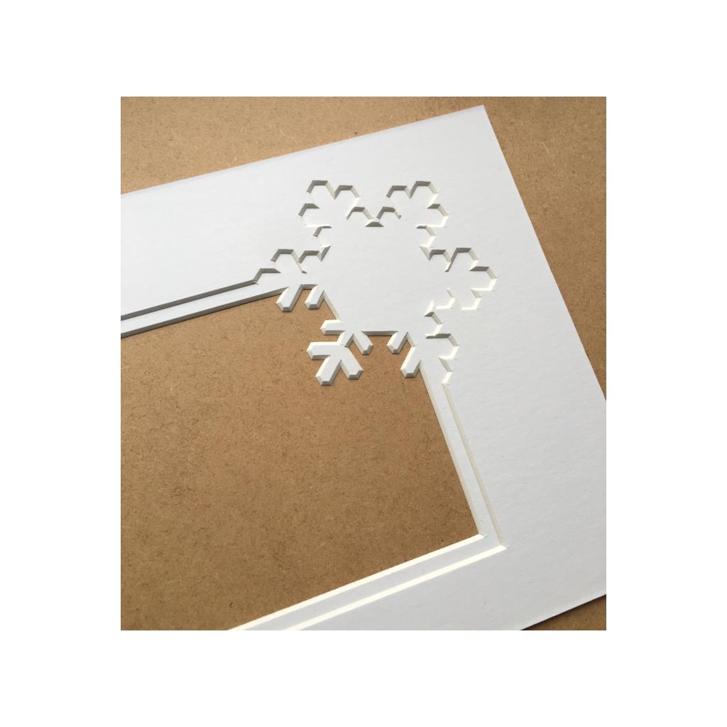 Christmas Snowflake-Shaped Mounts