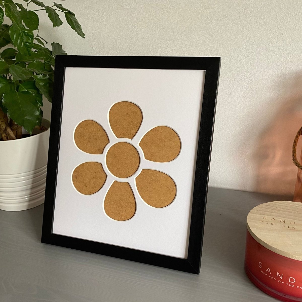 Daisy Flower Silhouette, Black - Azana Photo Frames